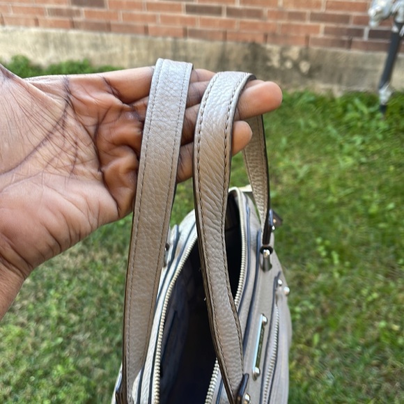 Michael Michael Kors please check all picture of condition - Picture 14 of 16